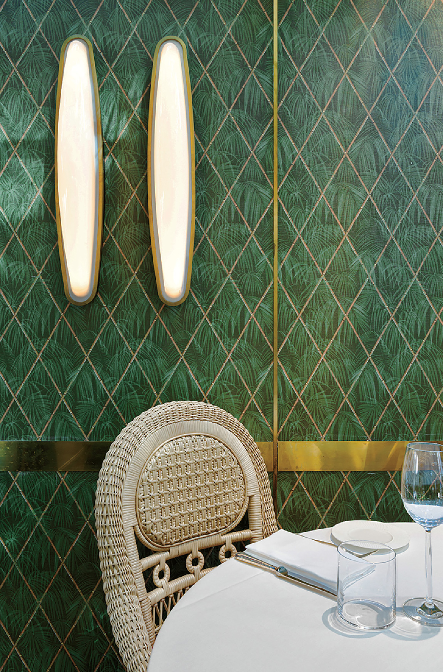 A table with a white table cloth